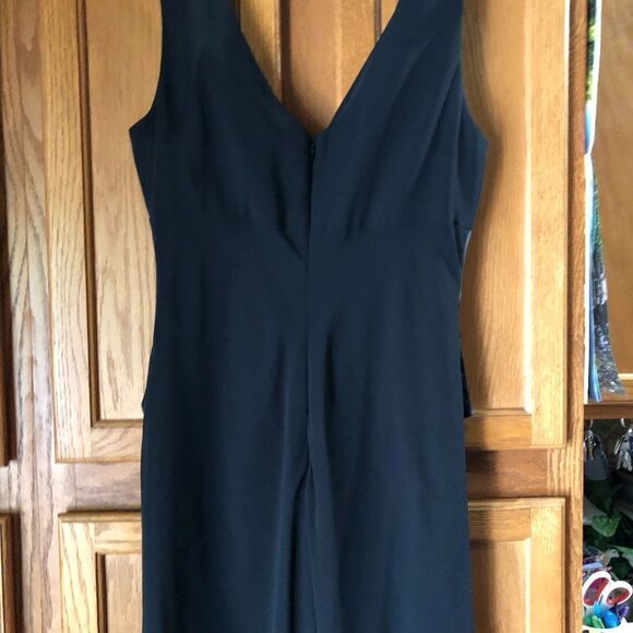 Cachet V-Neck Silk Rhinestone Sleeveless Chiffon Formal Midi Dress - 4 - Picture 7 of 11